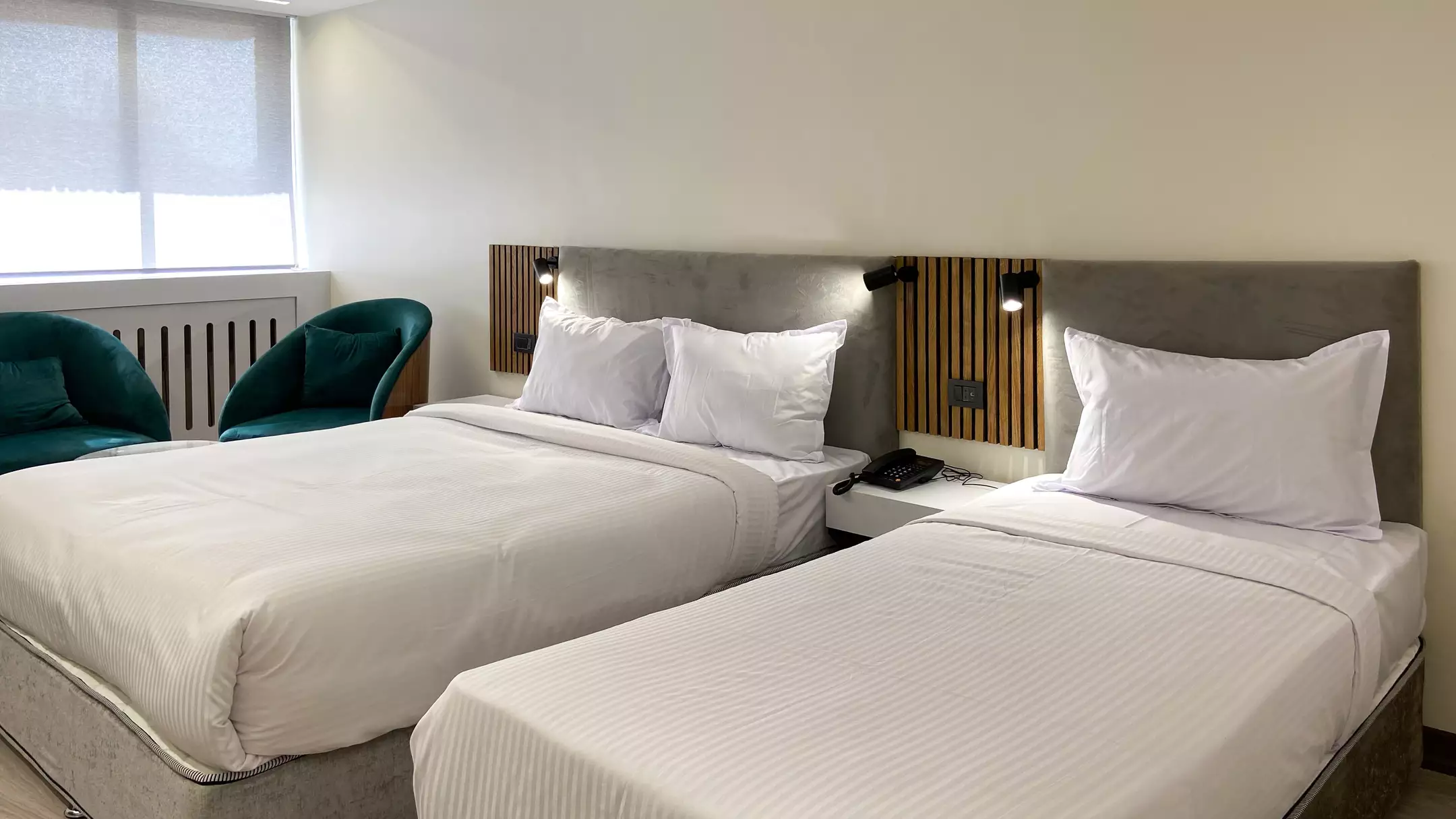 Alibaba https://cdn.alibaba.ir/ostorage/hotel-accommodation-images/67031f4c2cf976539175f6b9_e543bd4a-4987-4a37-bb19-a5a2af0a1b32_دبل تک (1).webp